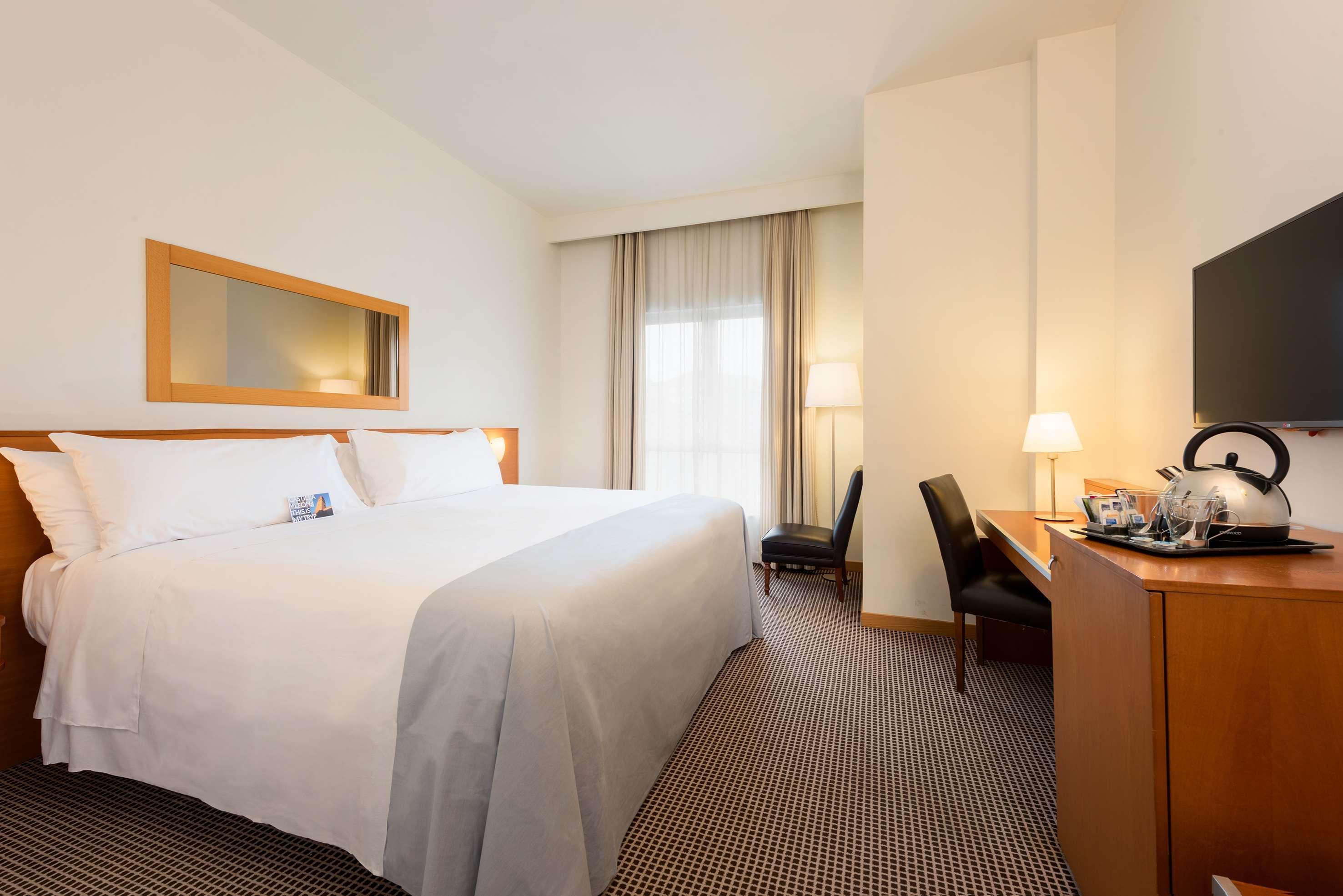 Hotel Zentral León Eksteriør bilde