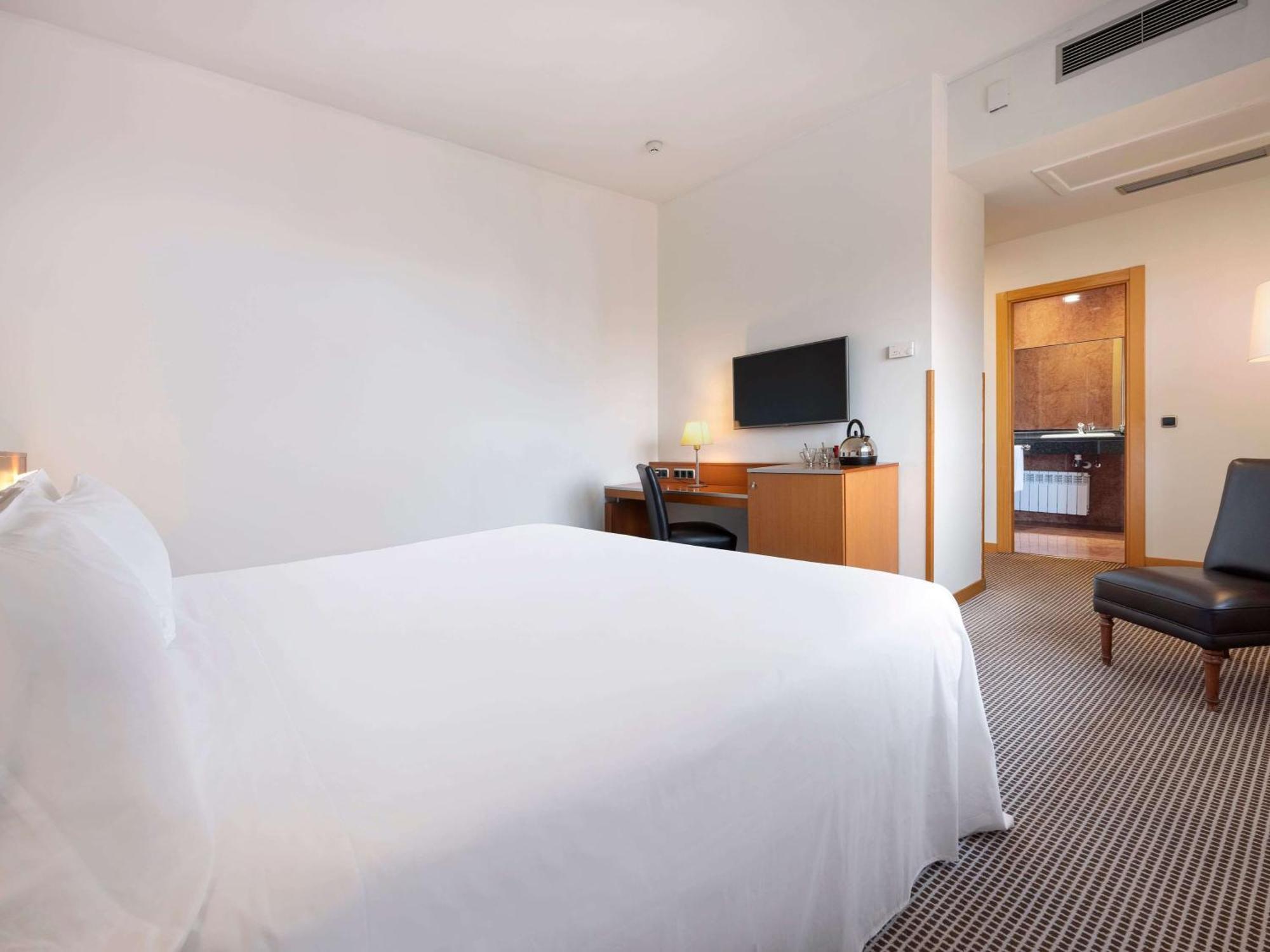 Hotel Zentral León Eksteriør bilde