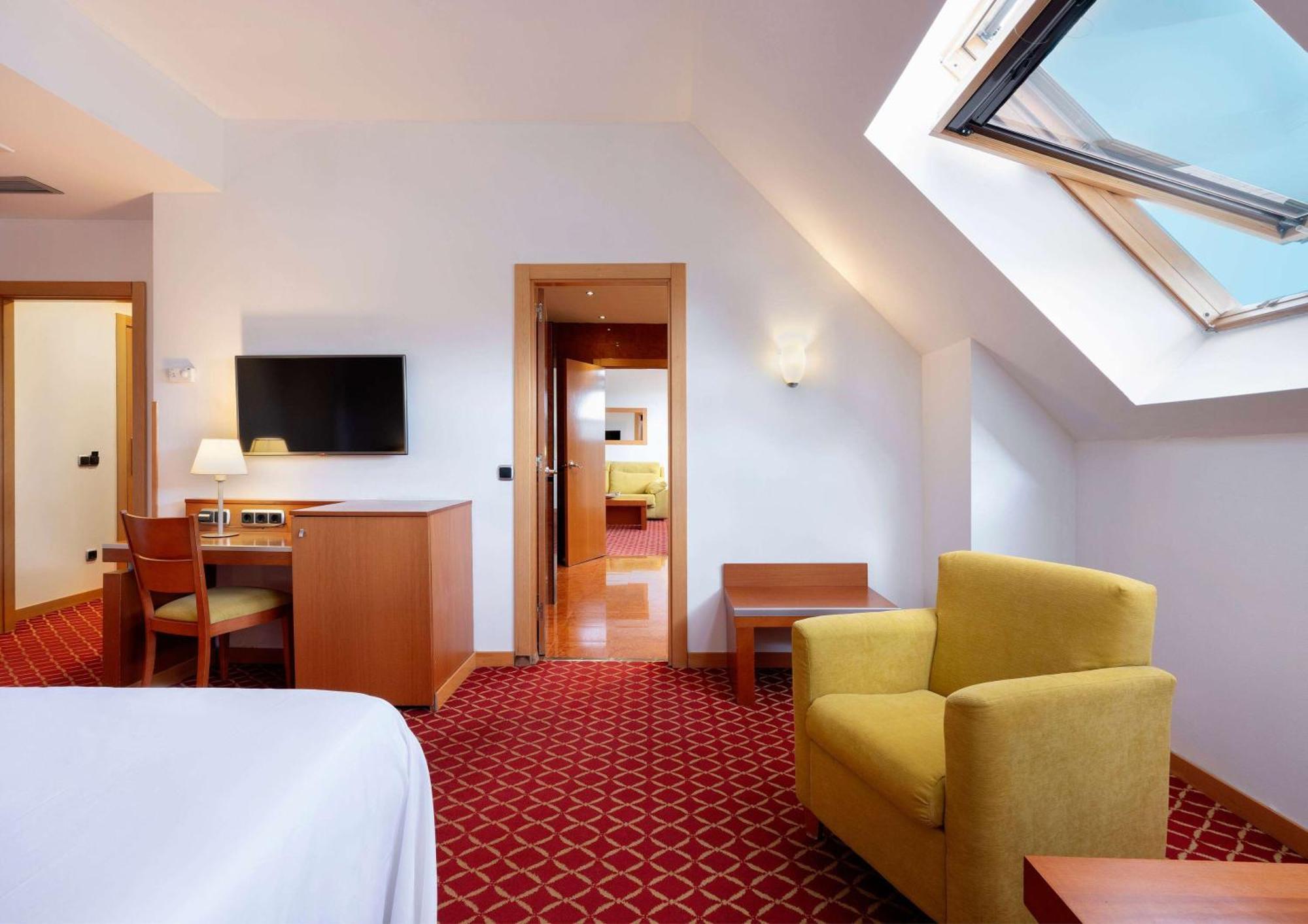 Hotel Zentral León Eksteriør bilde